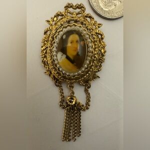 Vintage ART Cameo Brooch with Pearl Accents